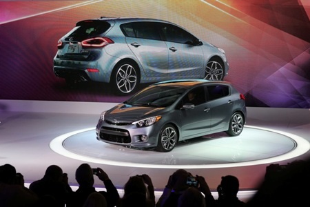 Kia Forte bản hatchback 5 cửa thế hệ mới trình làng - 1 Kia Forte bản hatchback 5 cửa thế hệ mới trình làng